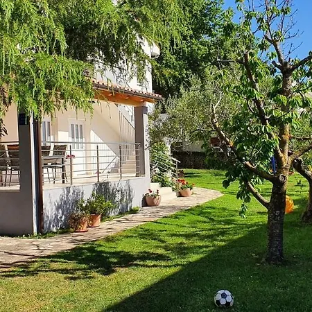 Nevija Apartman Peroj